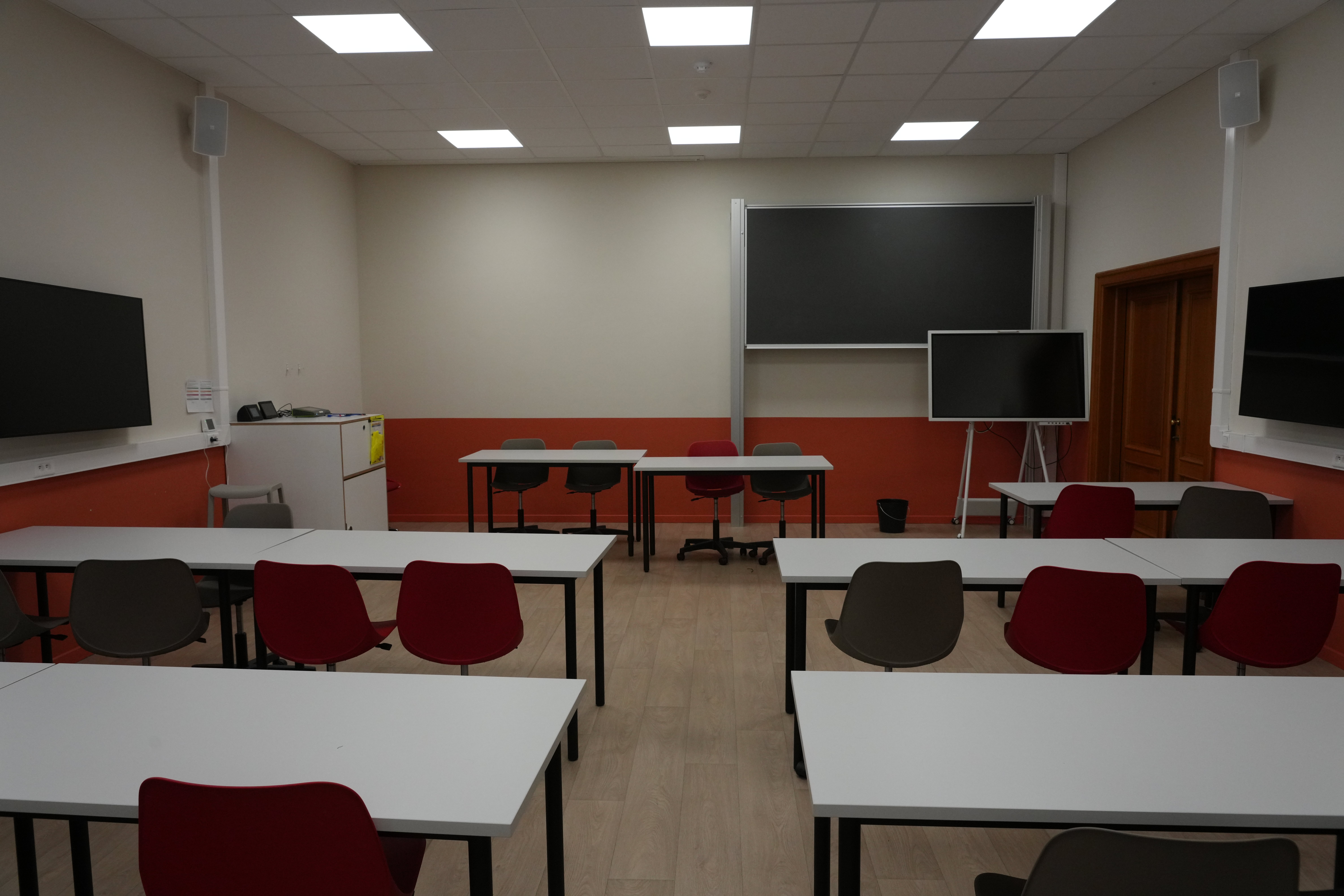 Gent-Rode-Zaal-Ugent-AKSIS-DSC09662.JPG