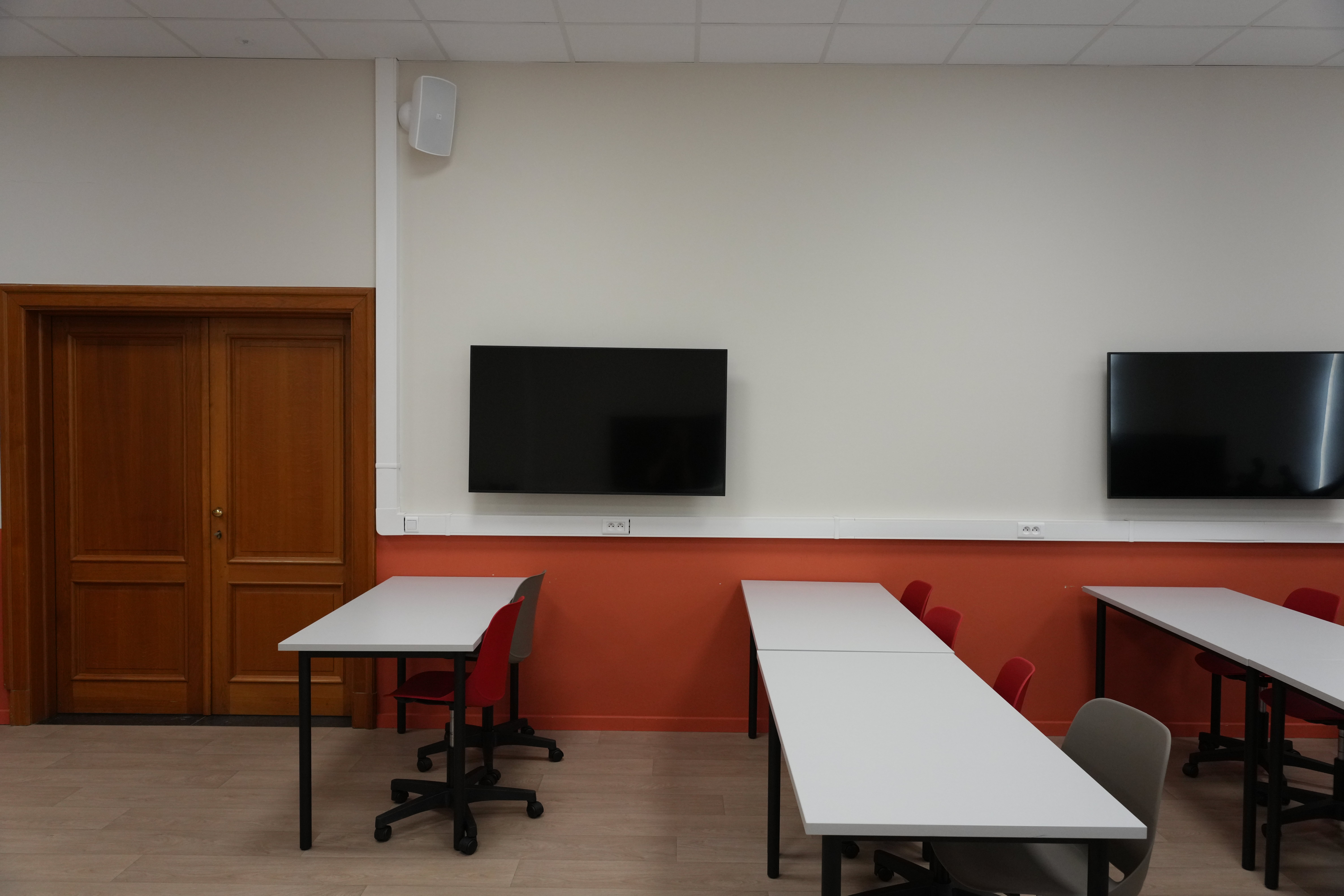 Gent-Rode-Zaal-Ugent-AKSIS-DSC09675.JPG