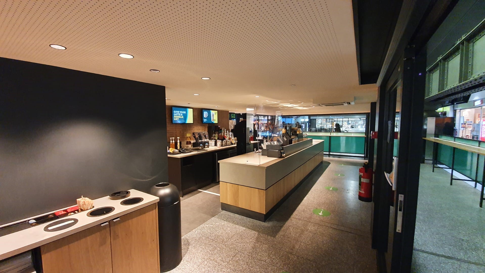 Starbucks_BX (3)